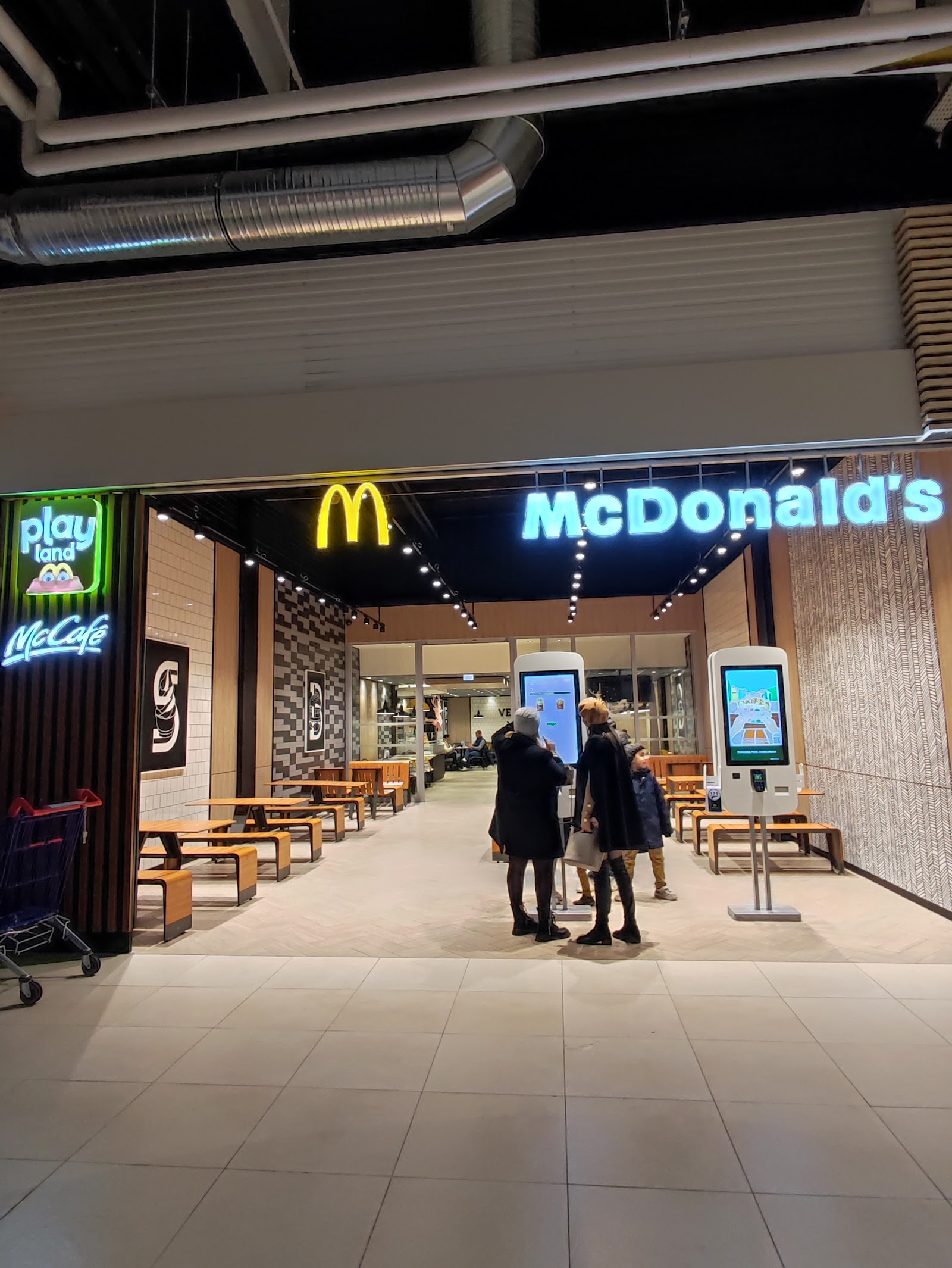 Centre commercial Carrefour Sannois
