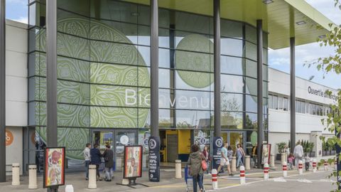 Centre commercial Carrefour Beauvais