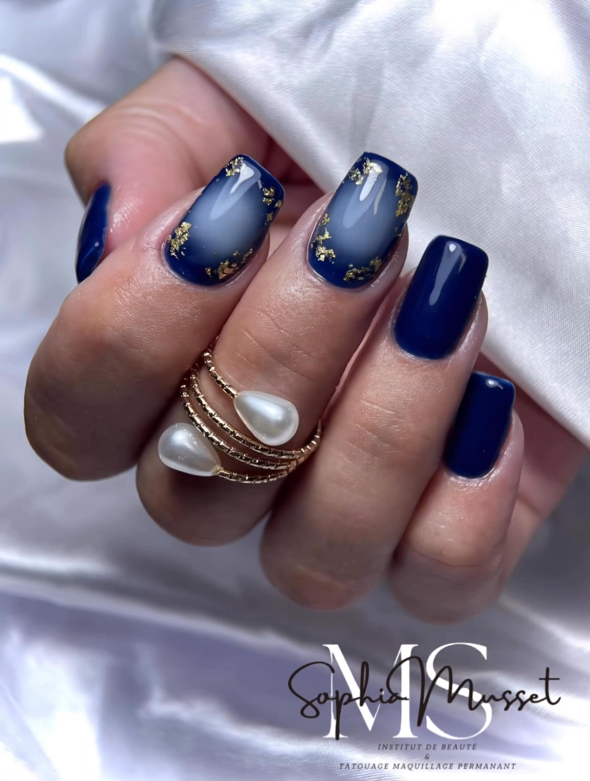 Ongle d’or ~ Prothésiste Ongulaire & Maquillage Permanent