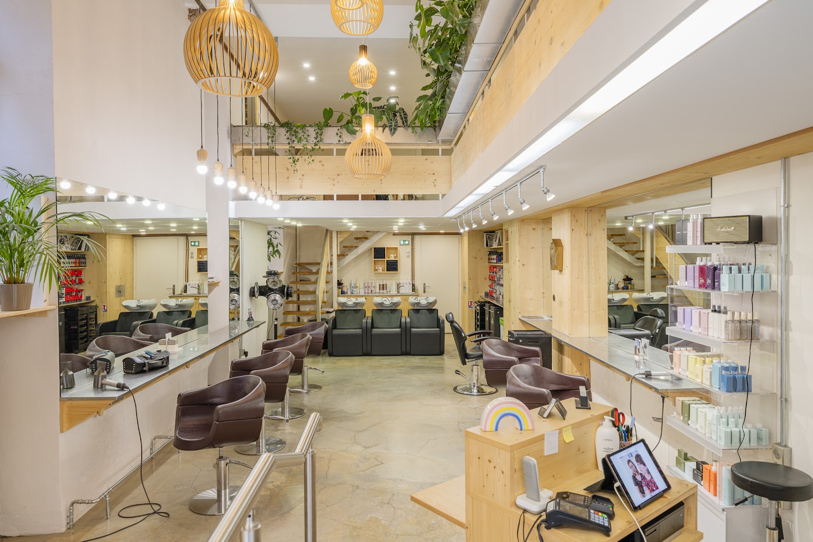 Atelier Z - Coiffeur Strasbourg - Coloriste Mixte - Carré d'or