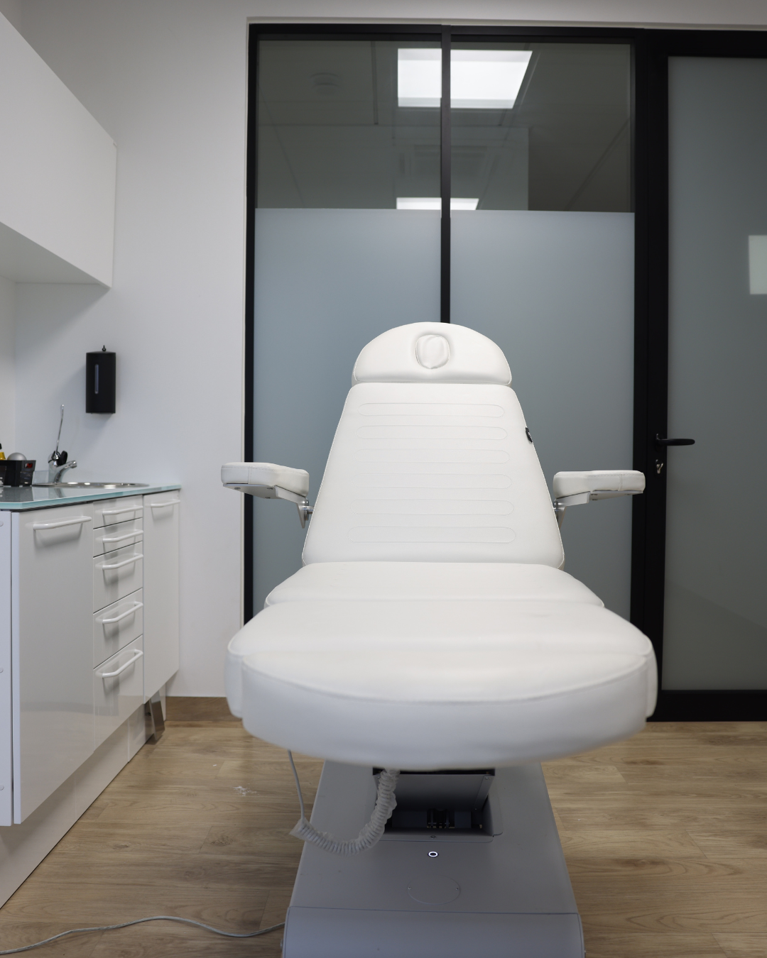 LEDEN CENTRE LIEUSAINT SENART 2, Médecine Esthétique et Laser