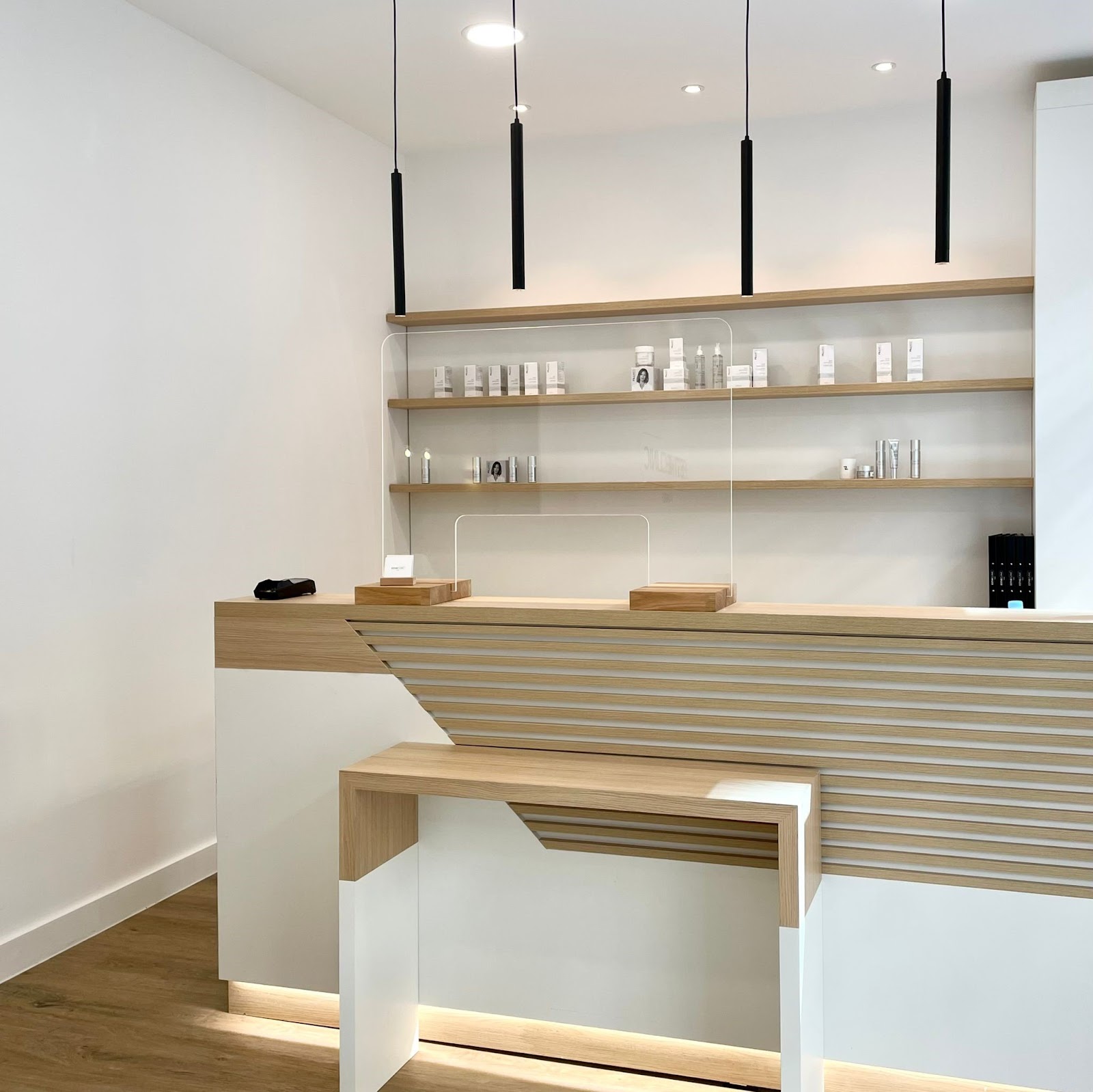 EstheClinic-Centre Esthétique Paris 2