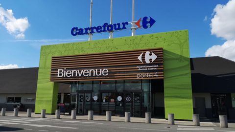 Centre Commercial Carrefour Rennes-Cesson