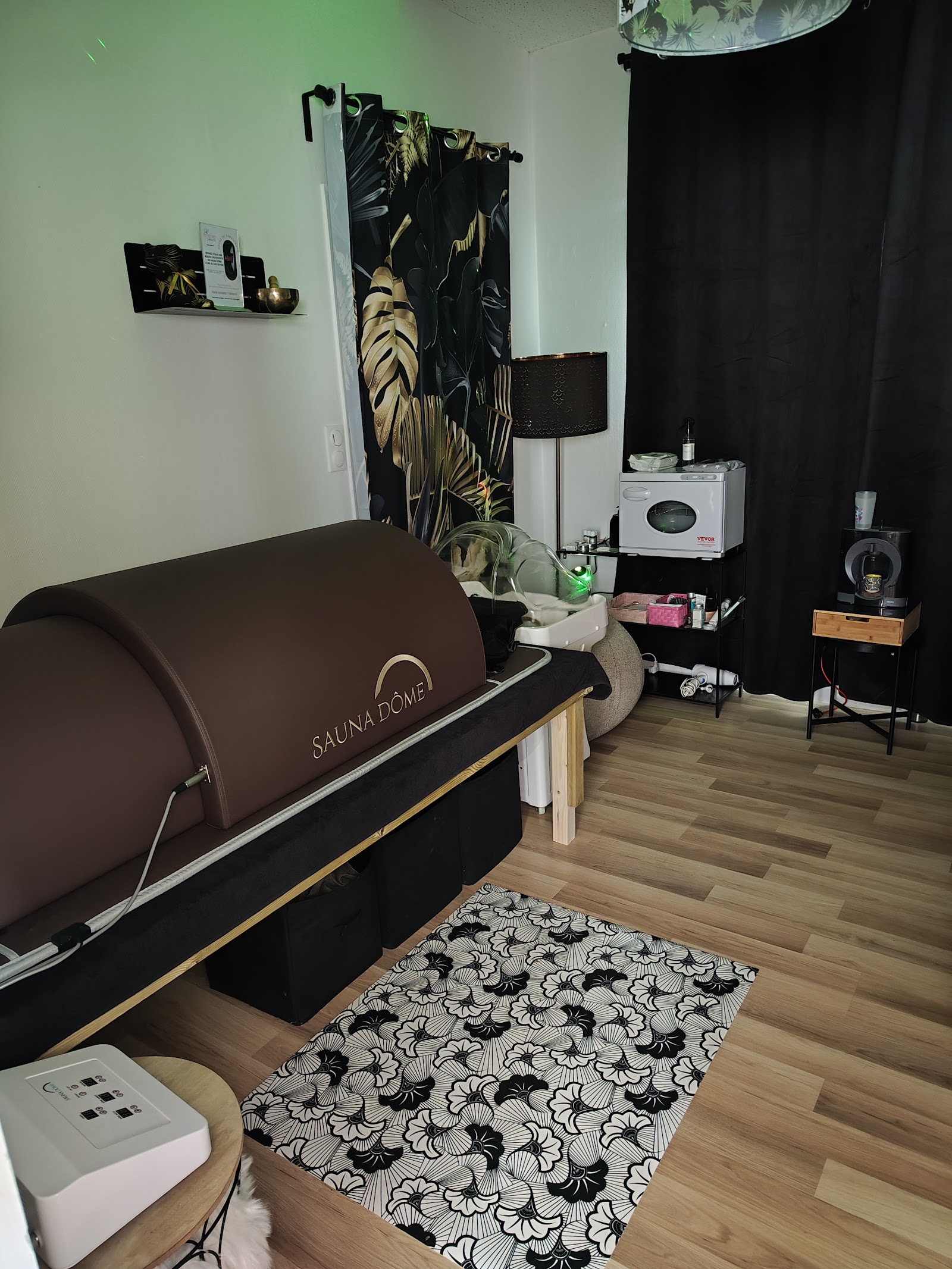 Studio So Glad Beauté, Bien-être & Parfumerie