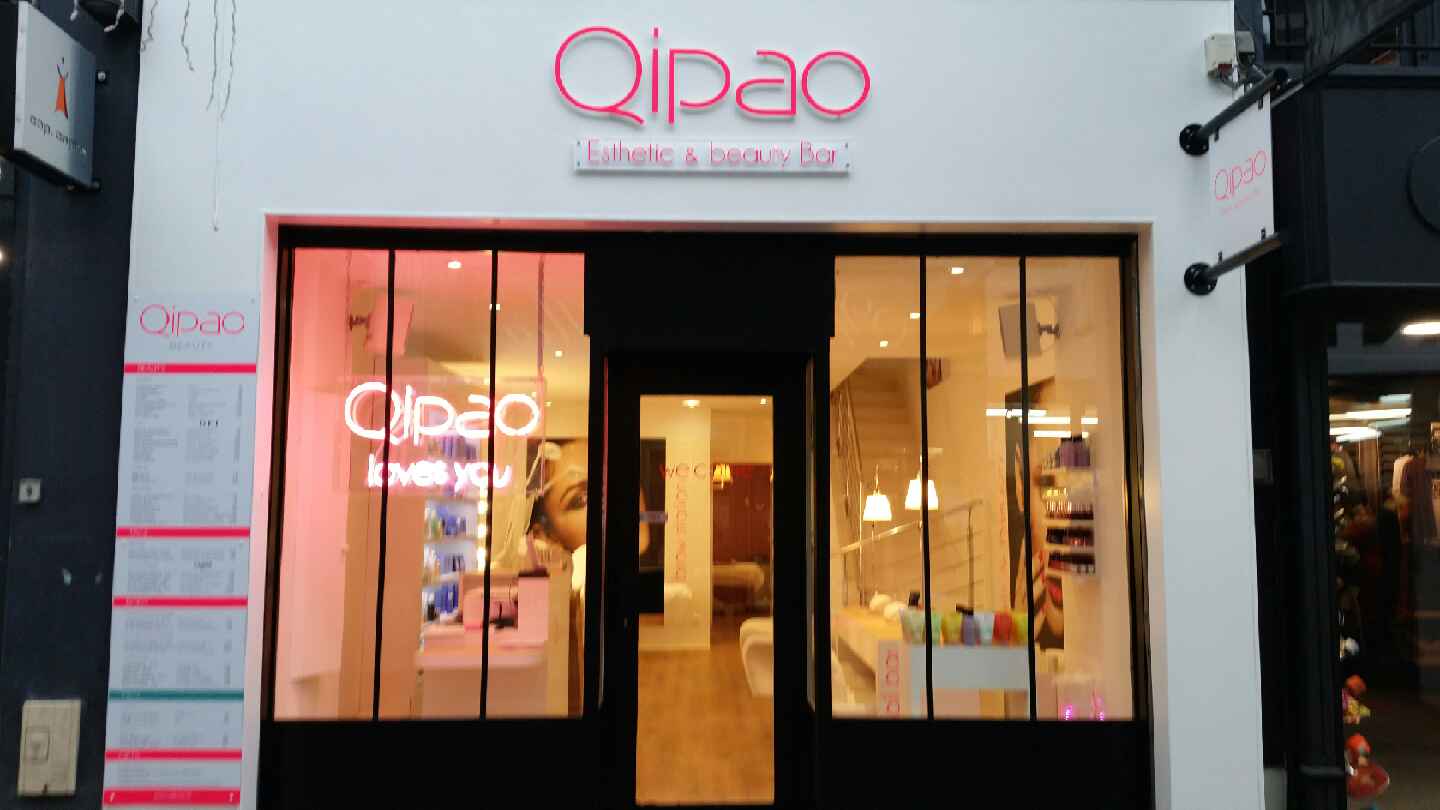 QIPAO