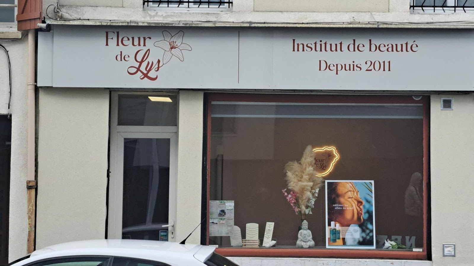 Fleur De Lys