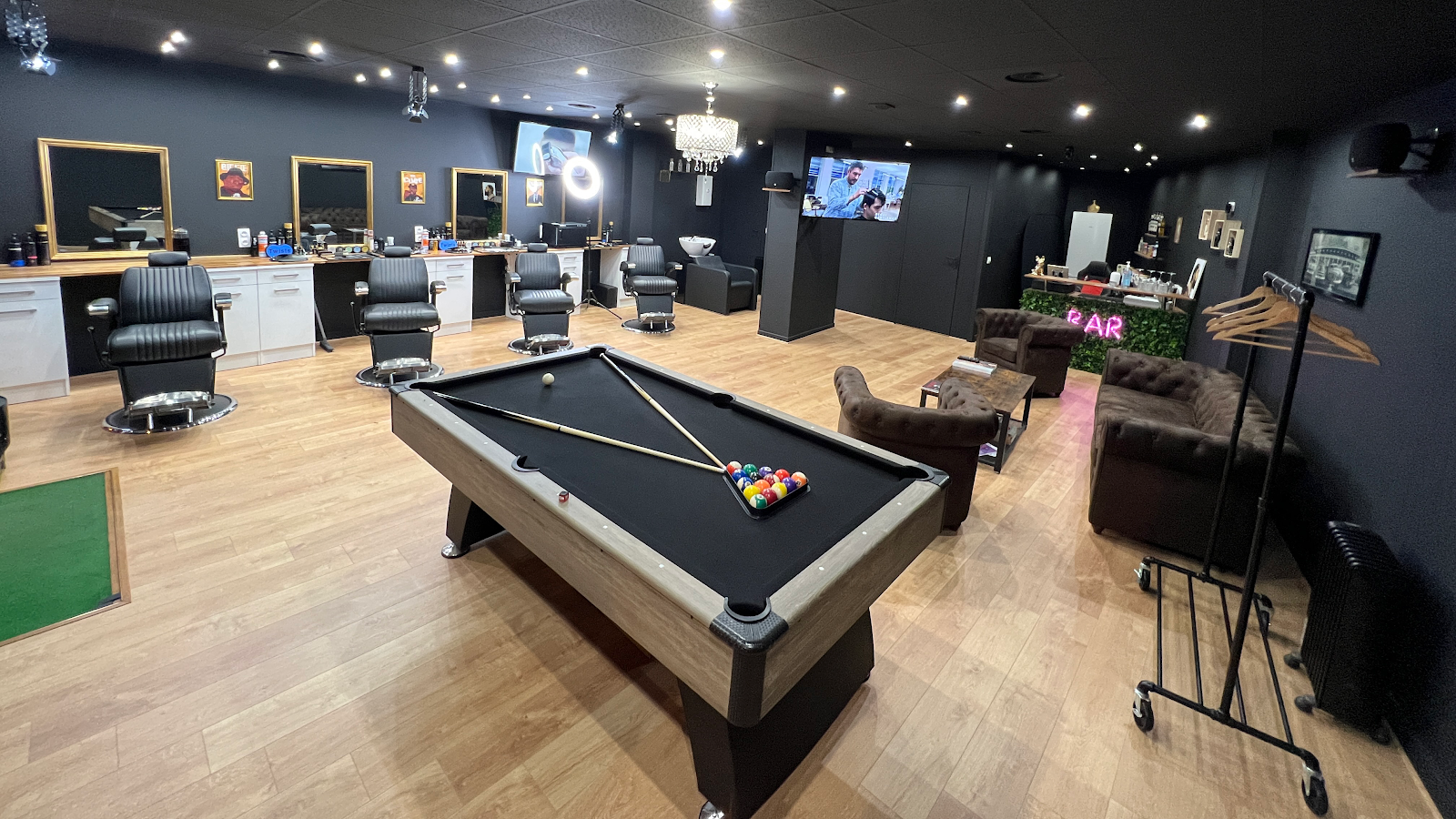 Memphis cut - Barbier Saint Etienne