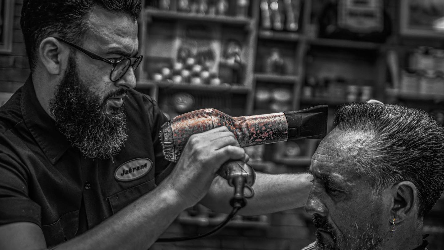 HOMME PUR Barber Shop - Coiffeur Barbier