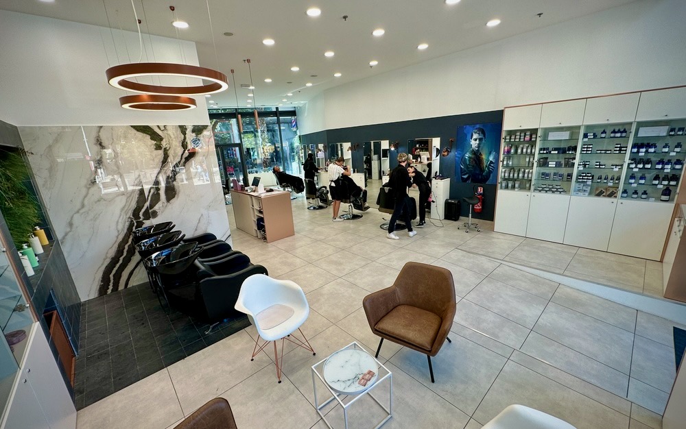 Ōbarbier - l’Avenue 83 - Maison de Coiffure