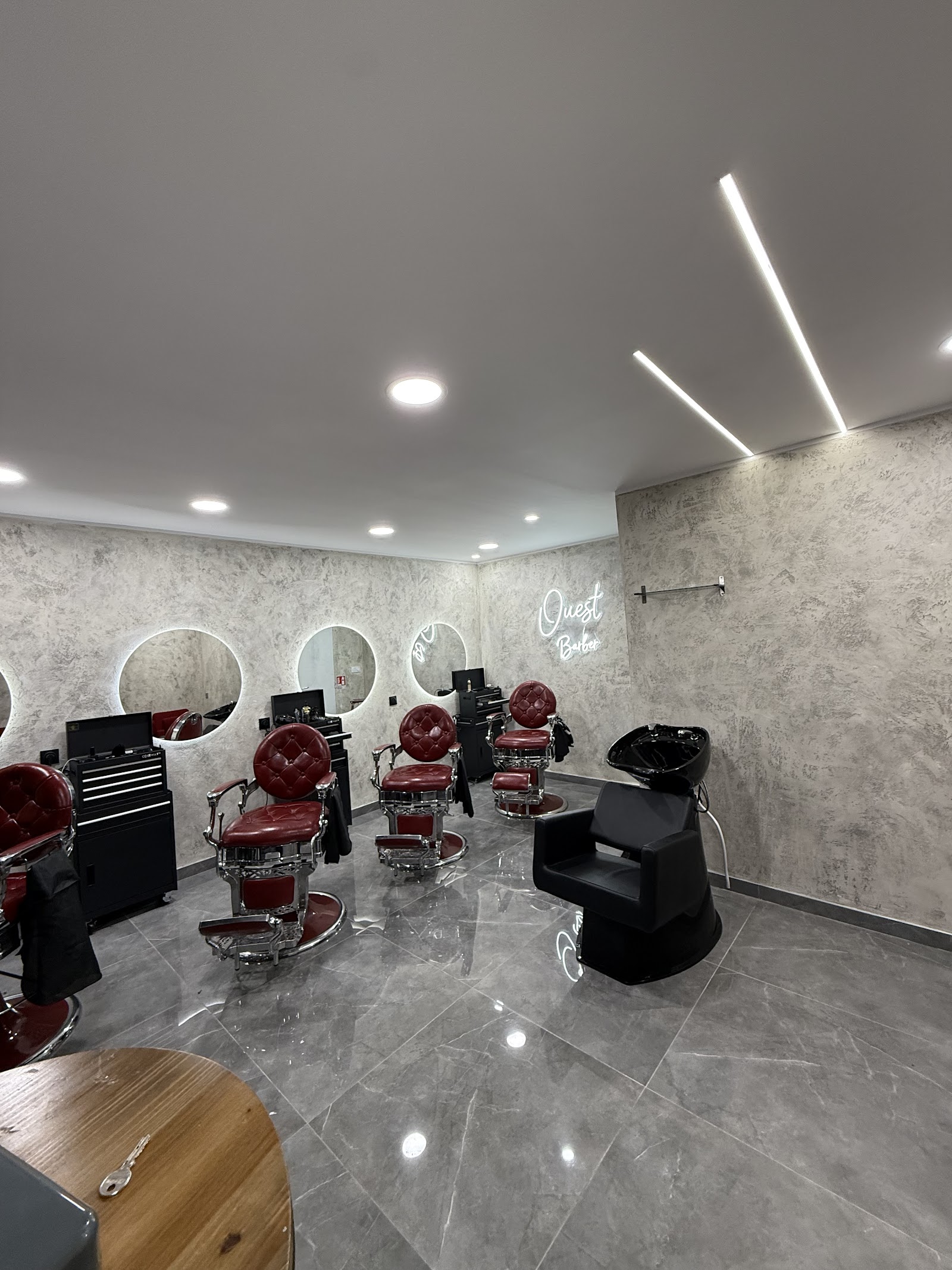 Ouest Barber