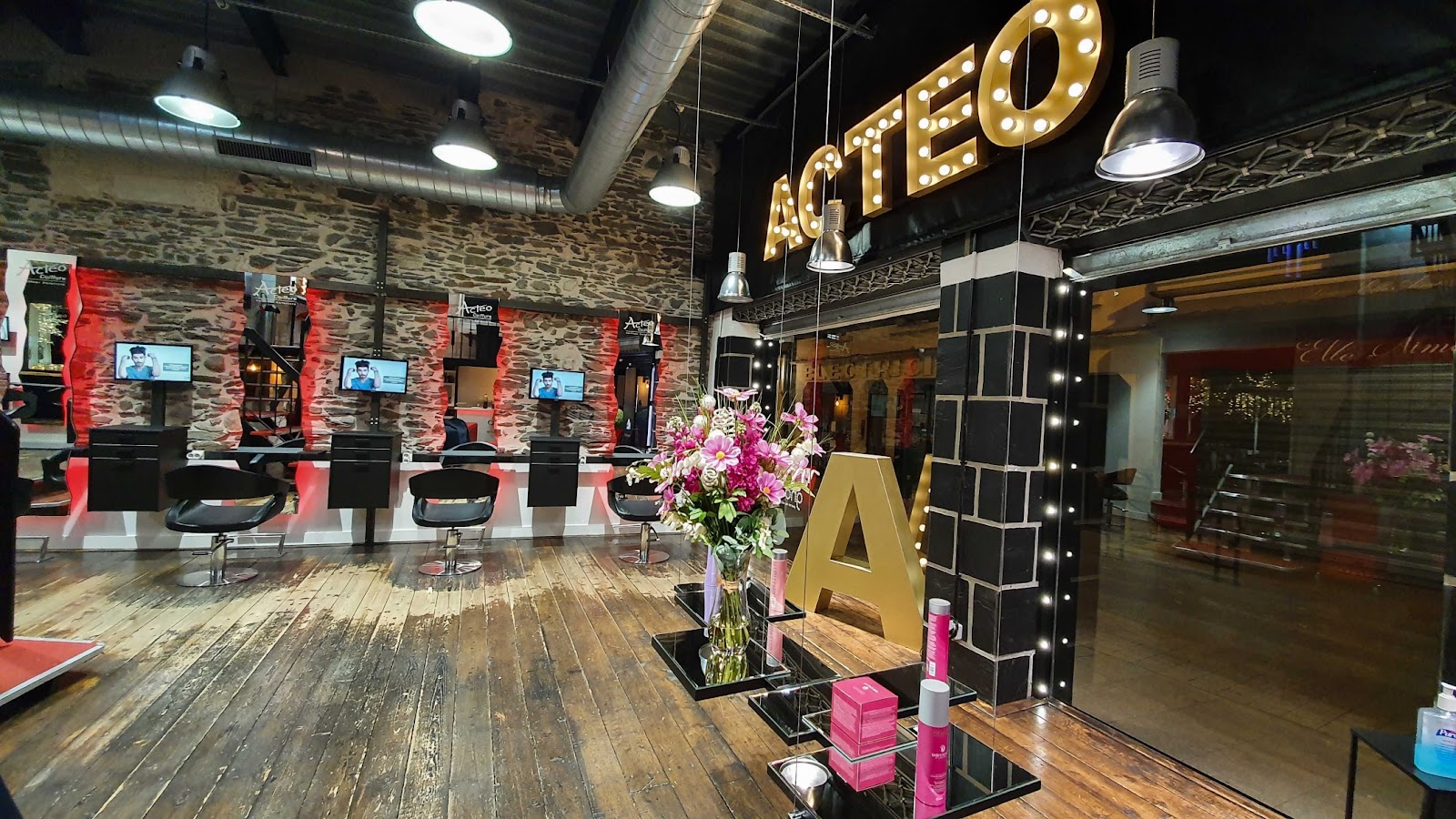 ACTEO COIFFURE | Saint Julien | Coiffeur Coloriste & Barbier Angers