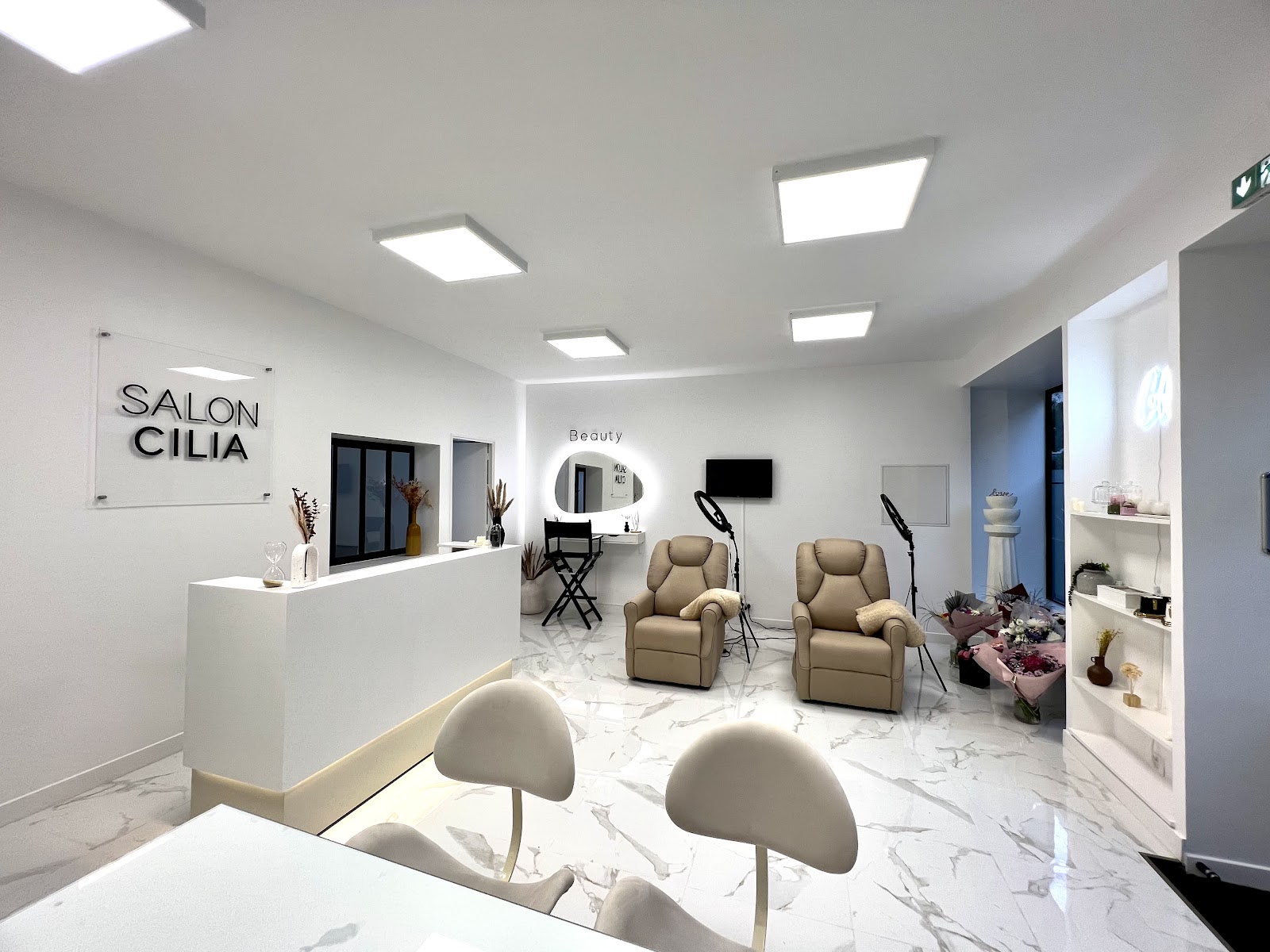 SALON CILIA