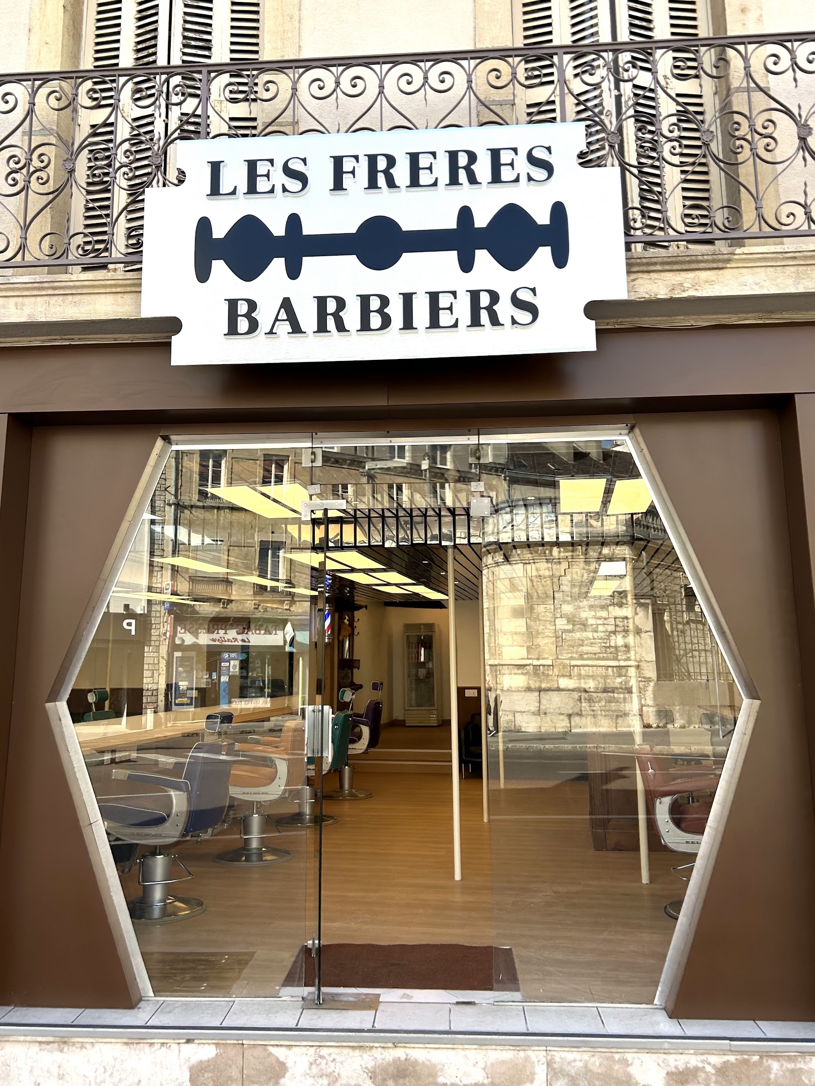 Les Frères Barbiers