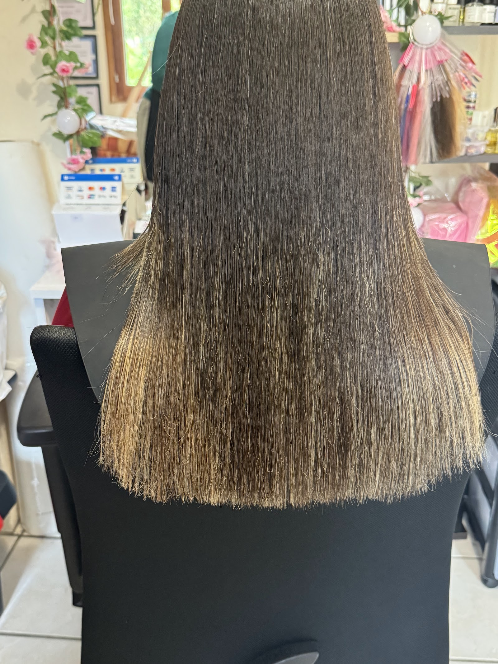 LILI-BEAUTE & COIFFURE AFRO