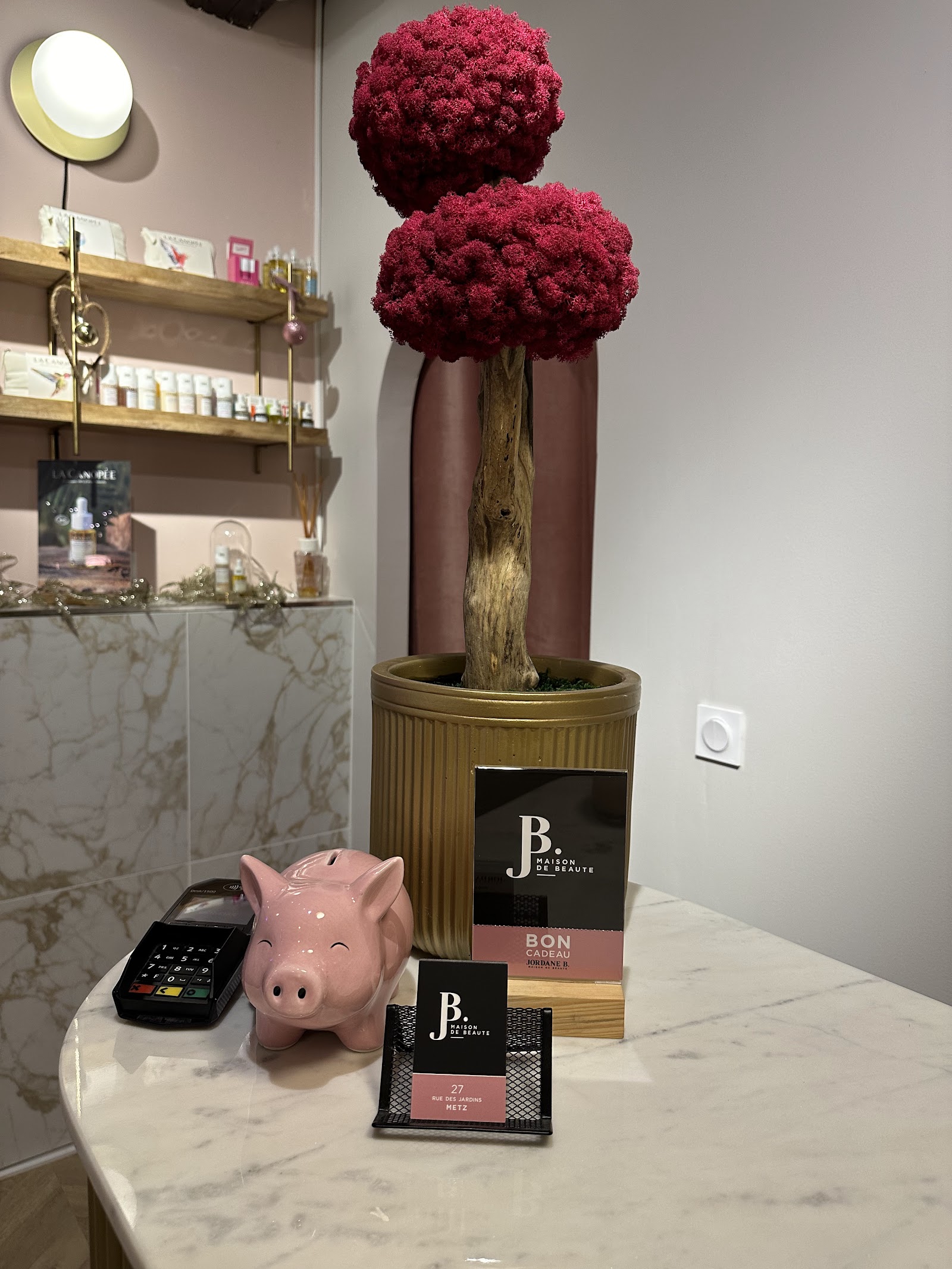 JORDANE B. MAISON DE BEAUTE