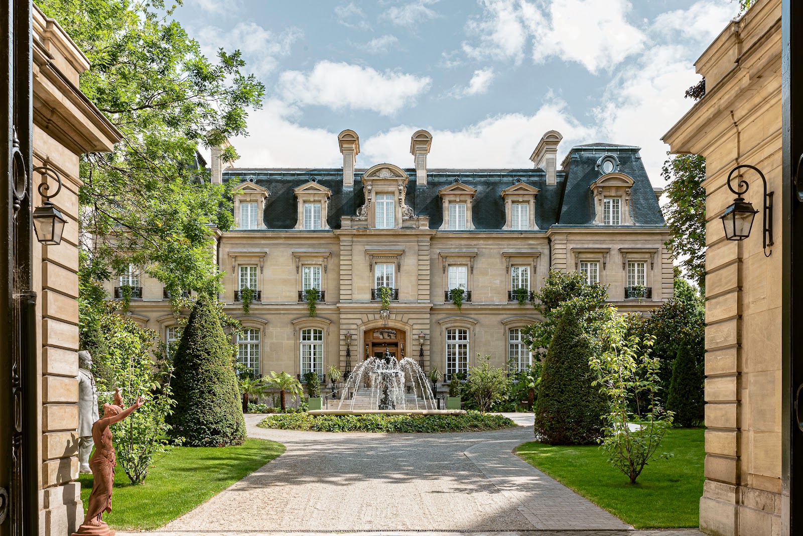 Saint James Paris