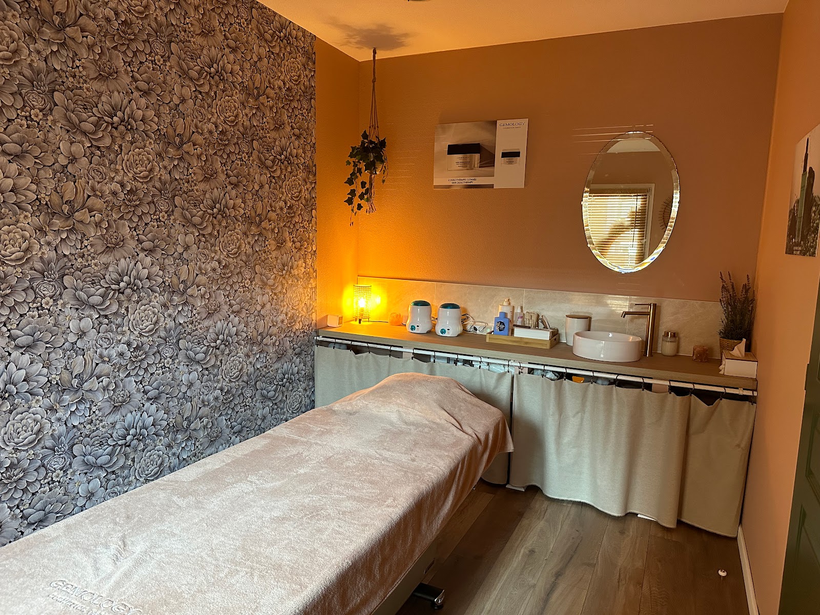 Le square des sens ( Méthode Renata França ) et ( Epilation définitive au Laser Diode ) Besançon