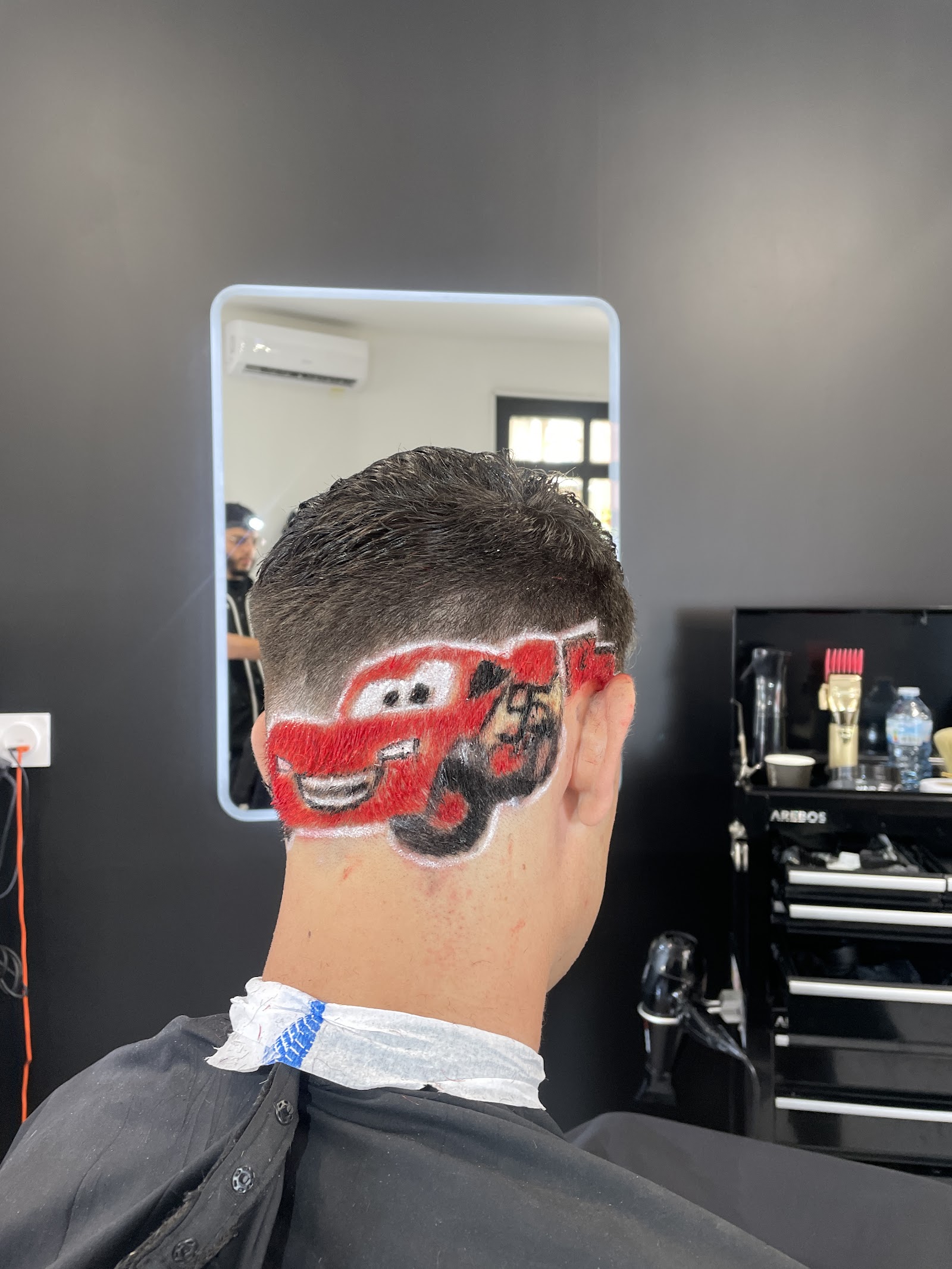HOT SHAVE Barber