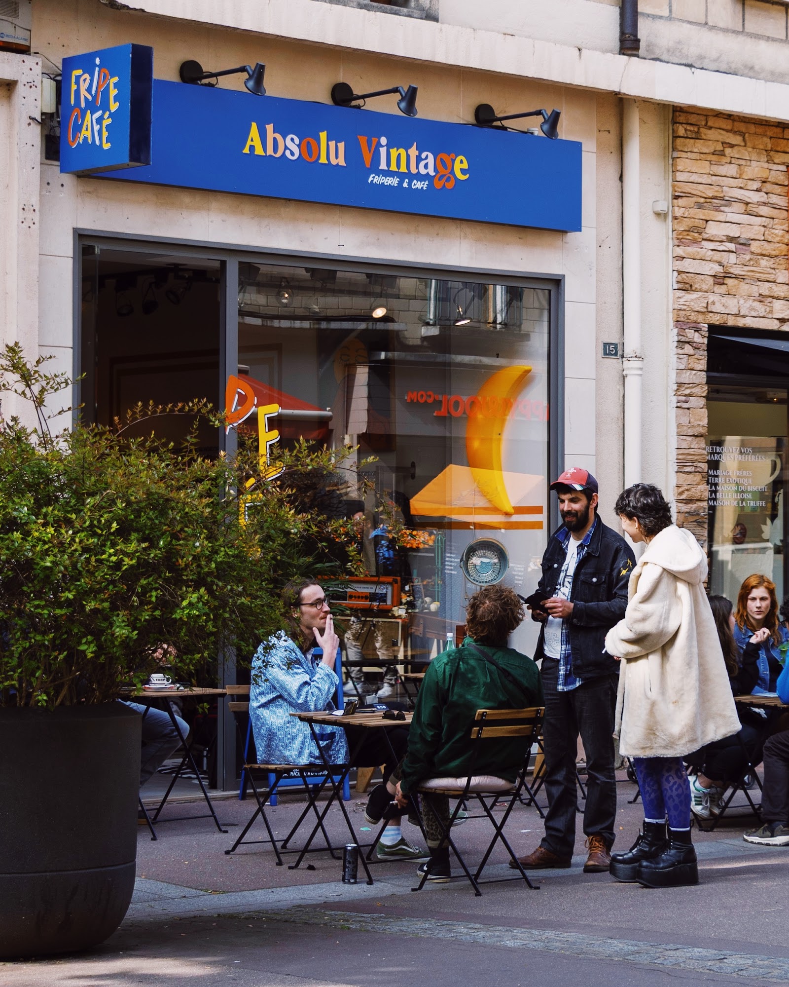 Absolu Vintage - Fripe & Café