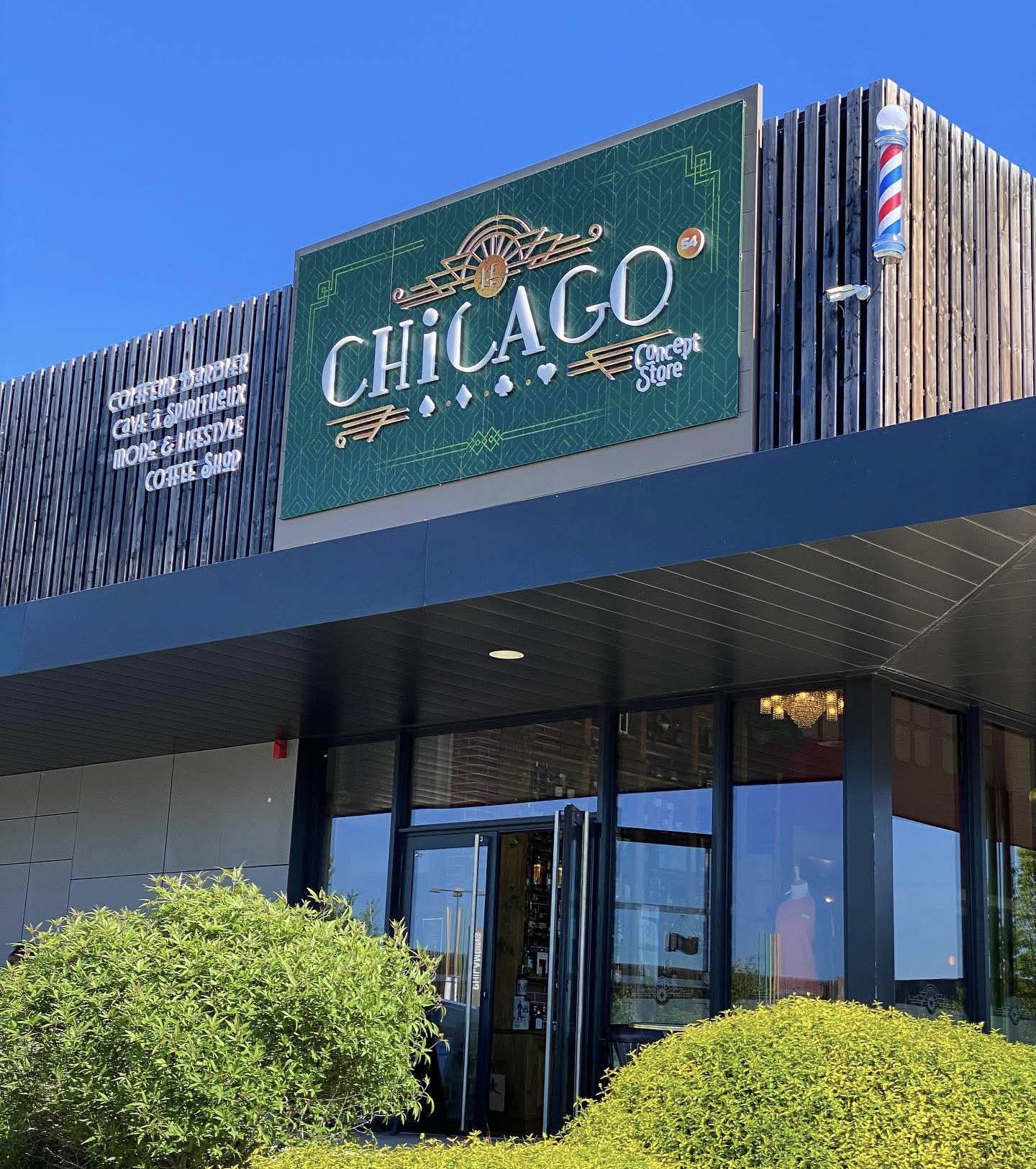 LE CHICAGO CONCEPT STORE by le fauteuil 54
