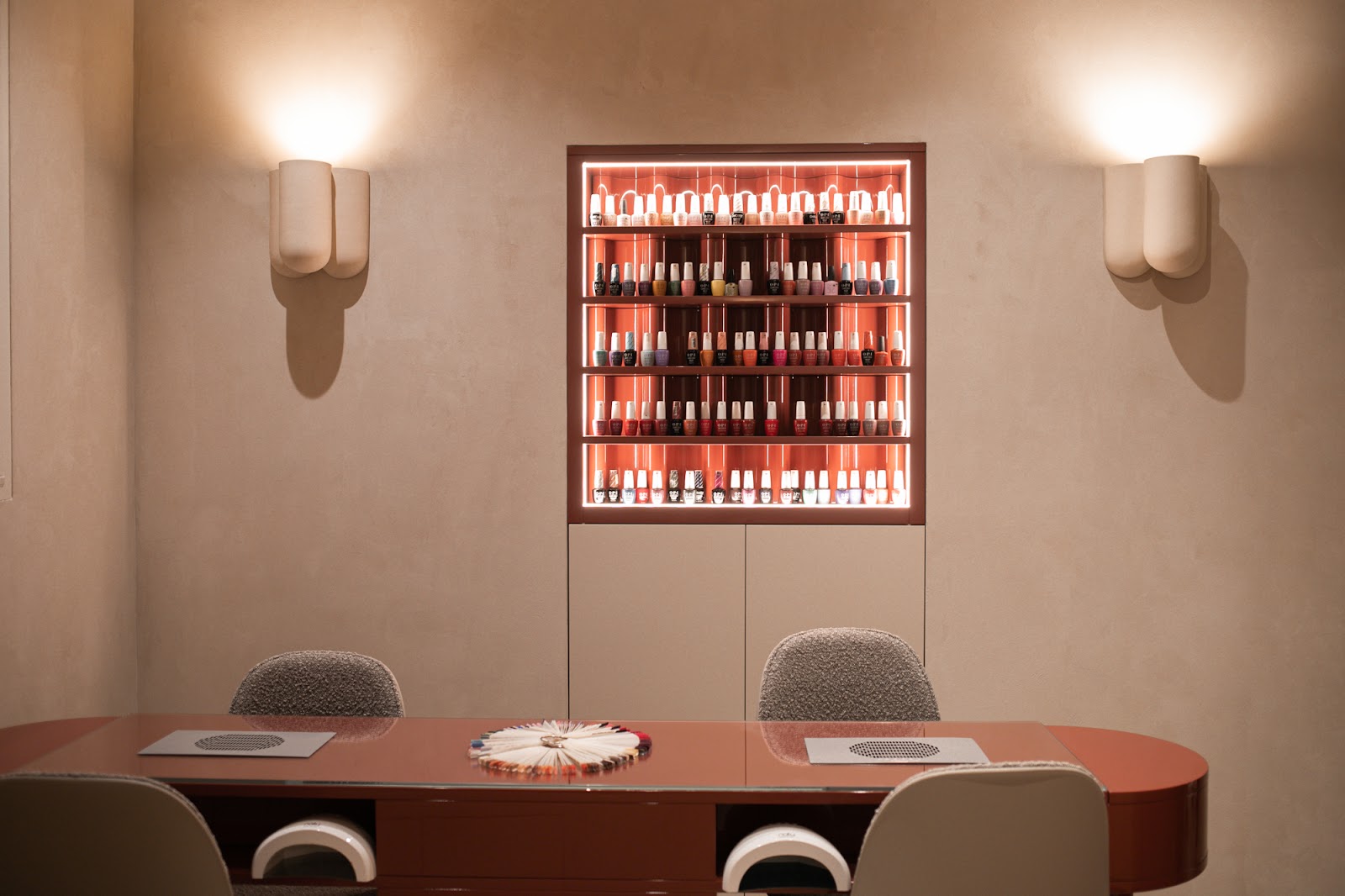 AU BOUDOIR DES ARENES