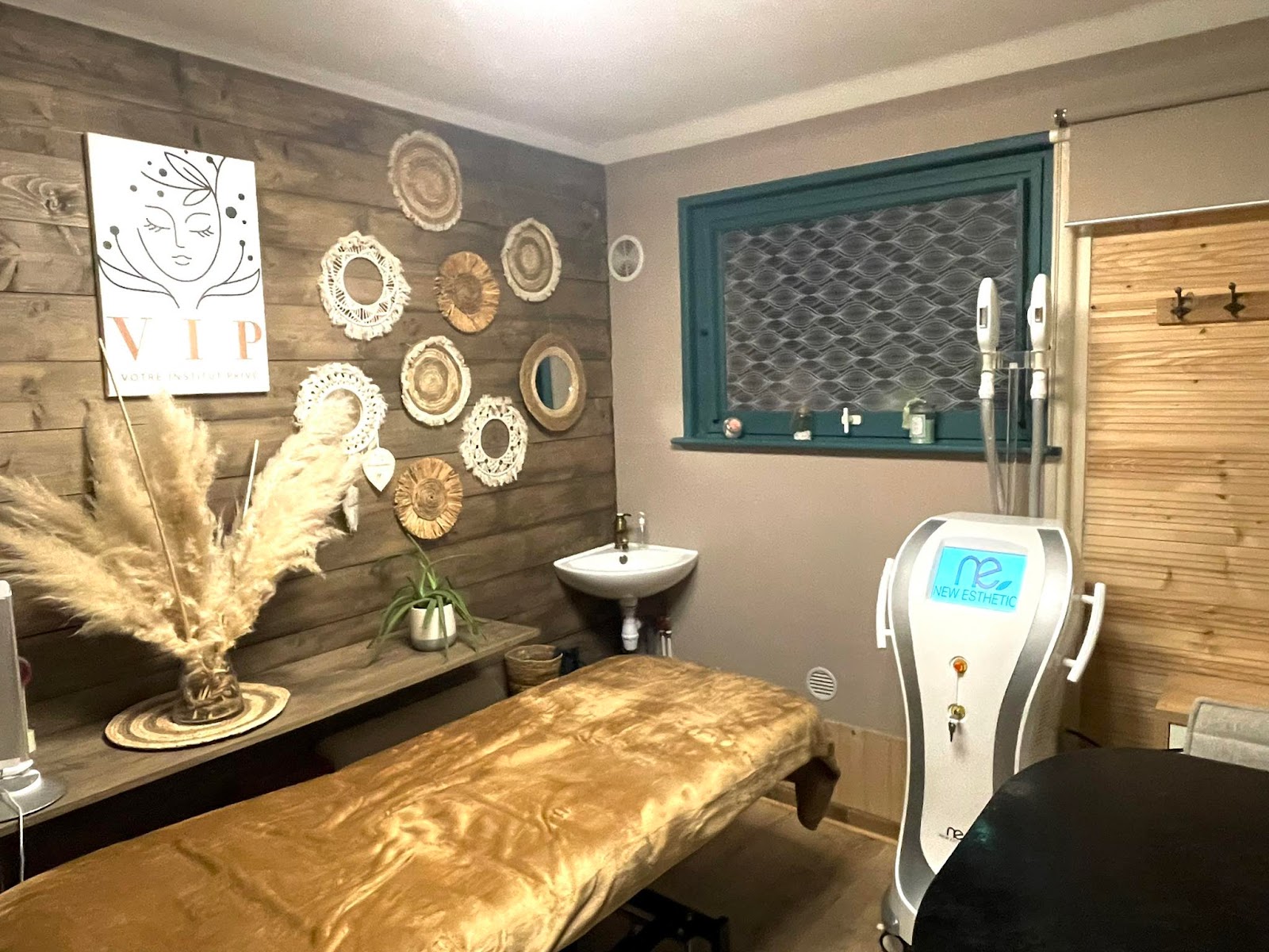 V.I.P Esthétique by Aurélie Dunkerque