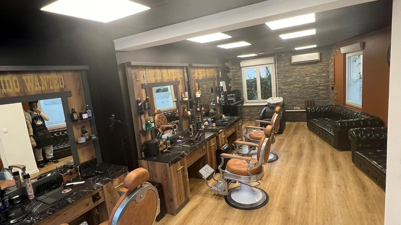 DEUX FRERES COIFFEUR BARBIER