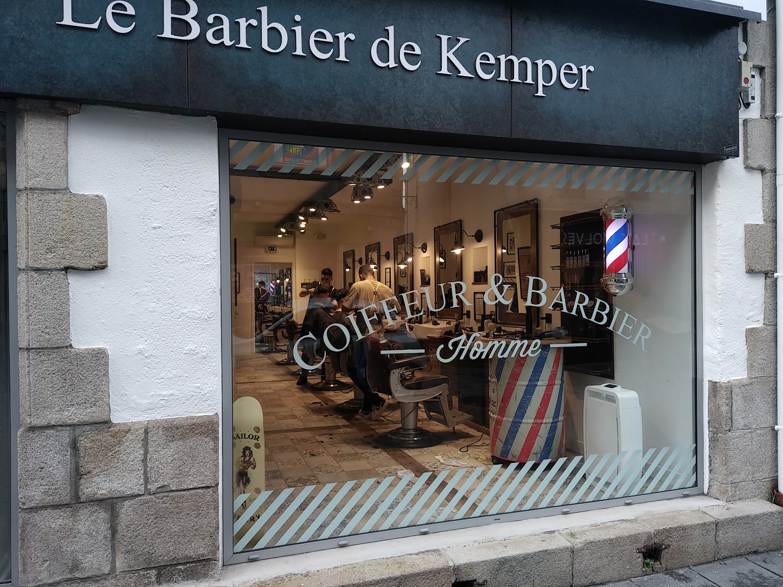 Le Barbier De Kemper