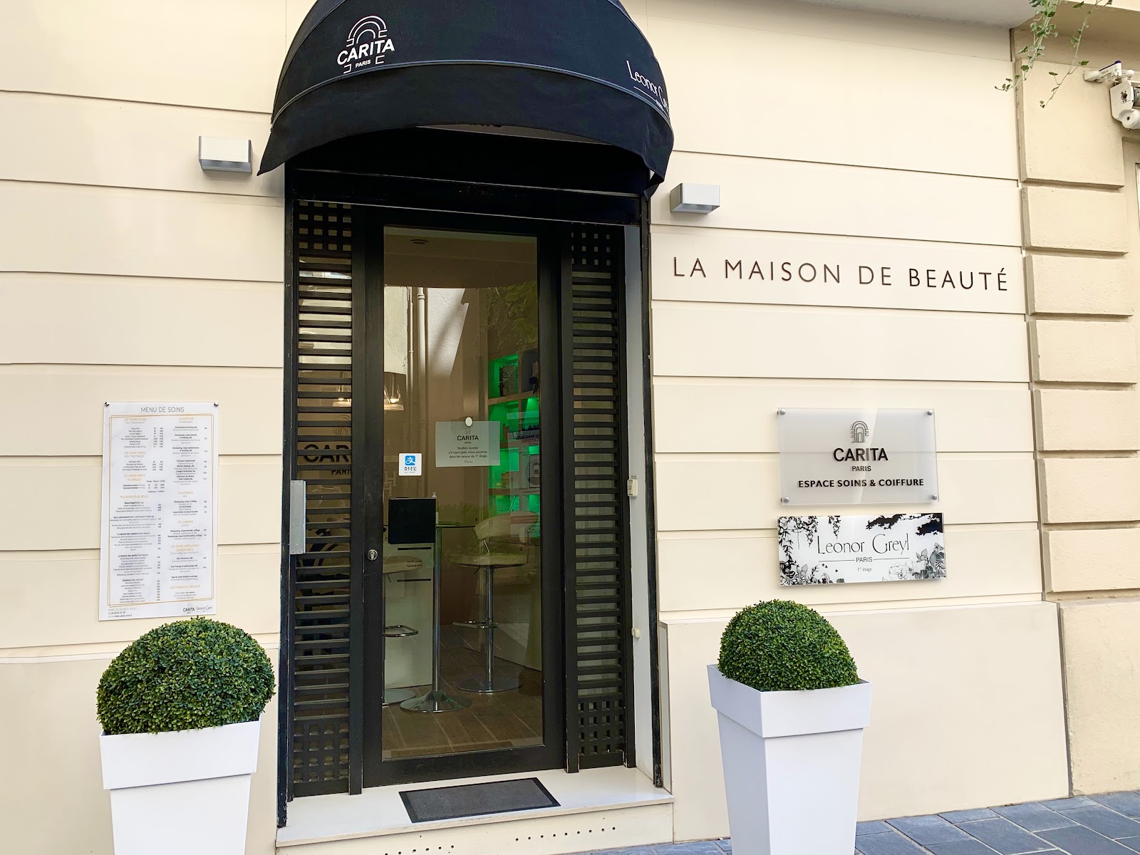 Carita & Leonor Greyl : Institut de Beauté & salon de coiffure