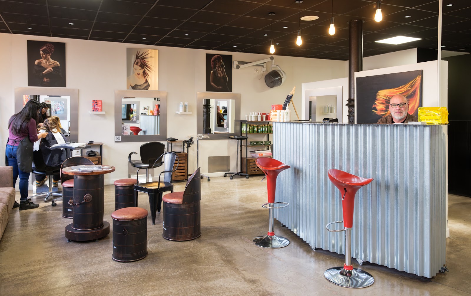 Libre Style Coiffure COLMAR mixte, coloriste, barbier